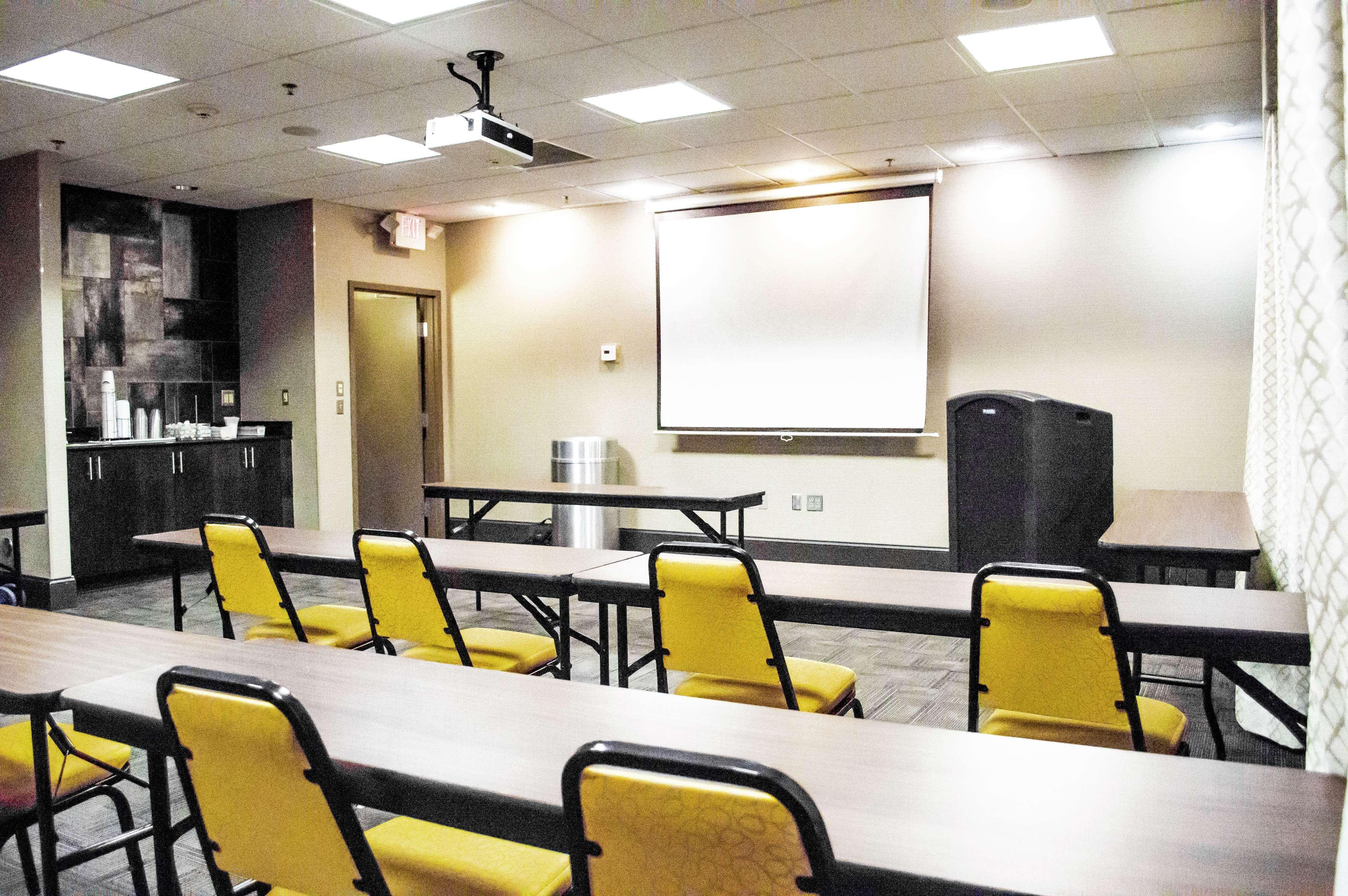 Hampton Inn & Suites Richmond Glenside Dumbarton Екстериор снимка