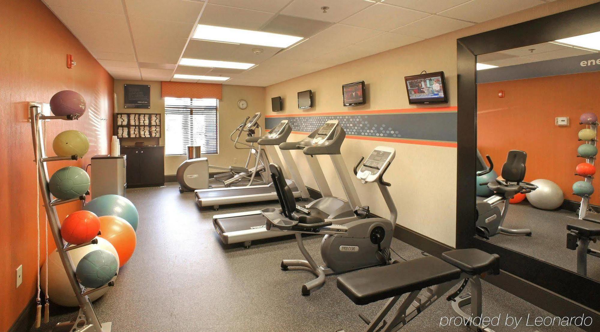 Hampton Inn & Suites Richmond Glenside Dumbarton Съоръжения снимка